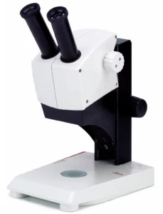 Leica EZ4 educational stereo microscope